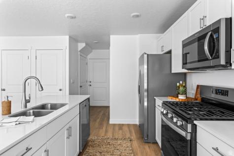 2785 E Fireweed Lane Washington UT 84780