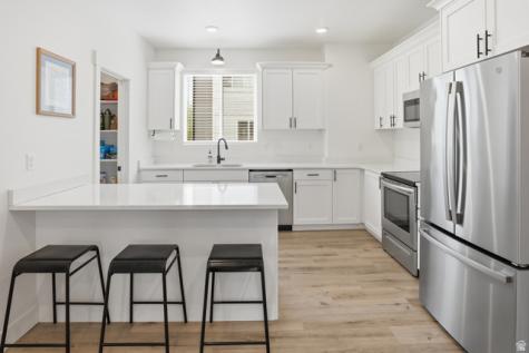 1298 E 1640 S Ogden UT 84404
