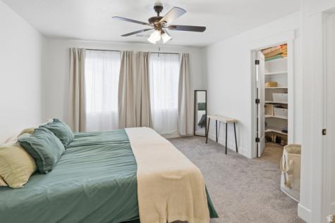 1298 E 1640 S Ogden UT 84404