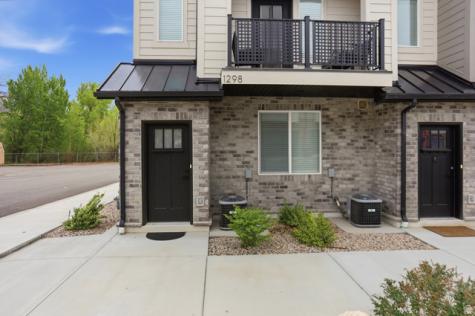 1298 E 1640 S Ogden UT 84404