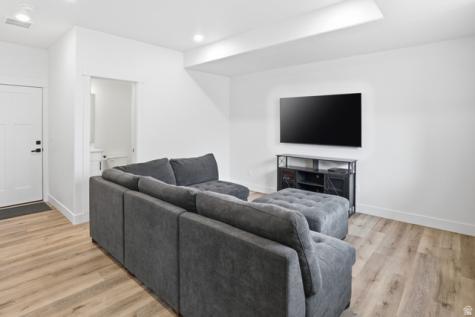 1298 E 1640 S Ogden UT 84404