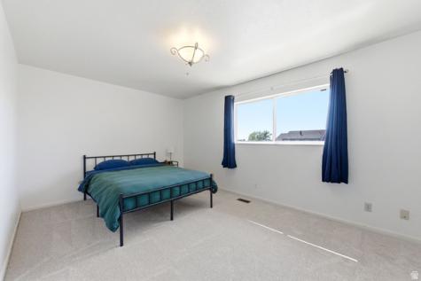 2632 N 140 W Sunset UT 84015