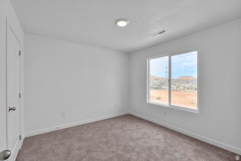 2109 S Wolverine Way Washington UT 84780