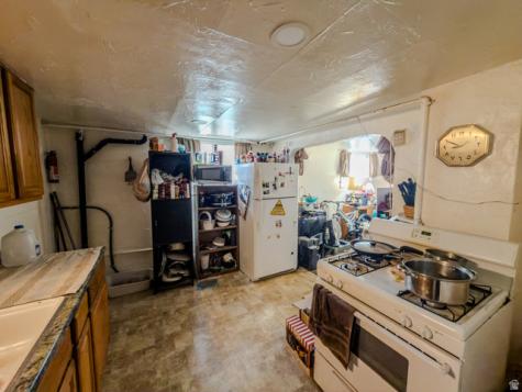 625 S 200 E Springville UT 84663