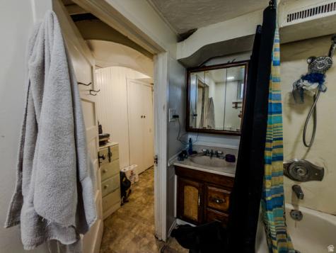 625 S 200 E Springville UT 84663
