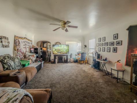 625 S 200 E Springville UT 84663