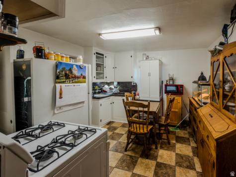 625 S 200 E Springville UT 84663