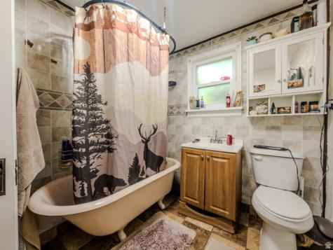 625 S 200 E Springville UT 84663