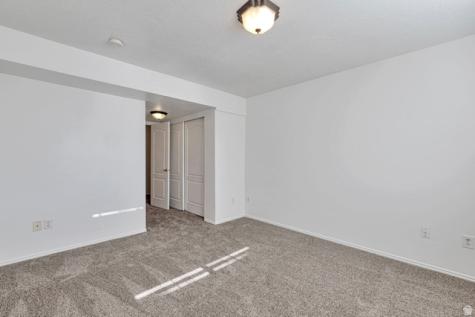 935 N 1125 W Layton UT 84041