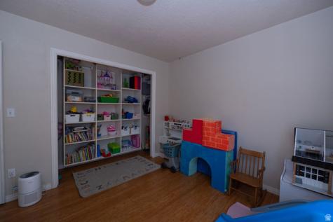 83 W 200 N Centerville UT 84014