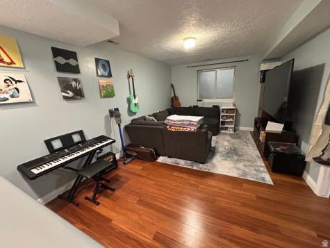 83 W 200 N Centerville UT 84014