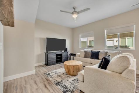 2274 W 2710 S West Haven UT 84401