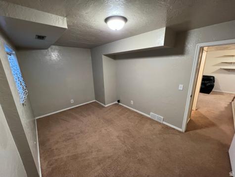 861 E 575 N Layton UT 84041