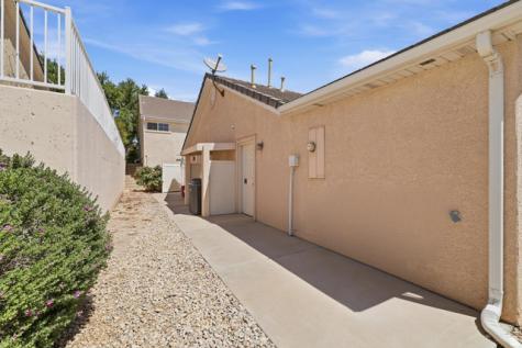 345 N 2450 E St. George UT 84790