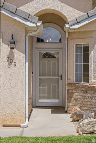 345 N 2450 E St. George UT 84790