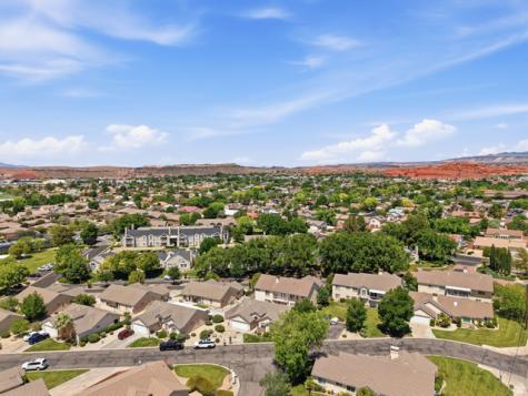 345 N 2450 E St. George UT 84790