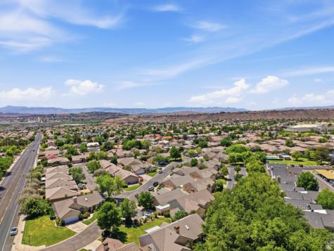 345 N 2450 E St. George UT 84790