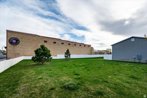 371 E 2050 N North Ogden UT 84414