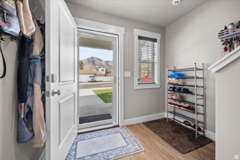 371 E 2050 N North Ogden UT 84414