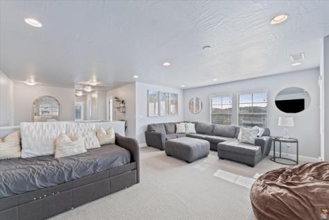 1899 E Fiesta Lane Washington UT 84780
