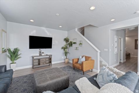 1899 E Fiesta Lane Washington UT 84780