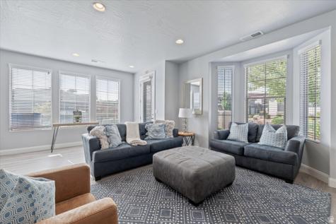 1899 E Fiesta Lane Washington UT 84780