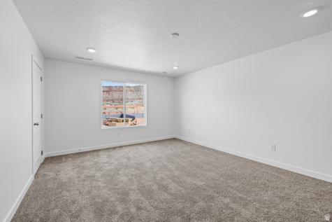 2117 S Wolverine Way Washington UT 84780