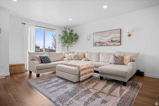 464 E Alice Way Layton UT 84041