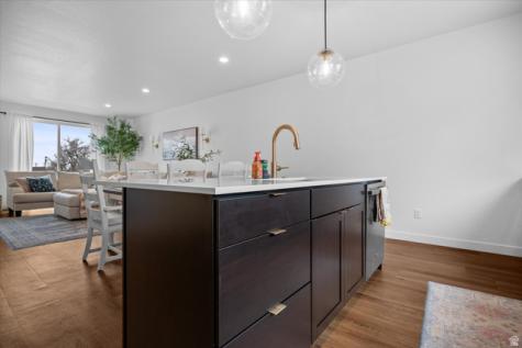464 E Alice Way Layton UT 84041