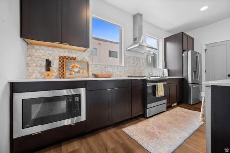 464 E Alice Way Layton UT 84041