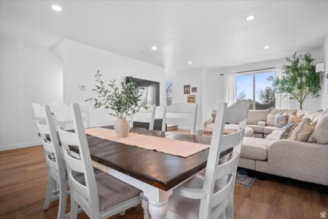 464 E Alice Way Layton UT 84041