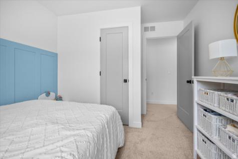 464 E Alice Way Layton UT 84041
