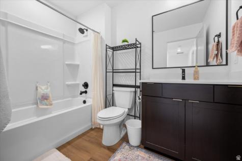 464 E Alice Way Layton UT 84041