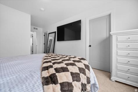 464 E Alice Way Layton UT 84041