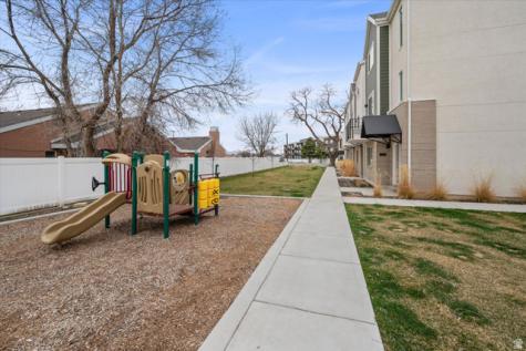 464 E Alice Way Layton UT 84041