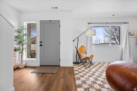 464 E Alice Way Layton UT 84041