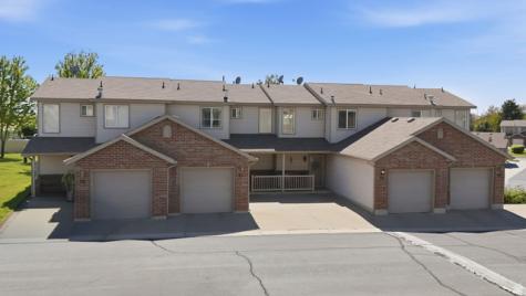 652 W 800 N Clinton UT 84015