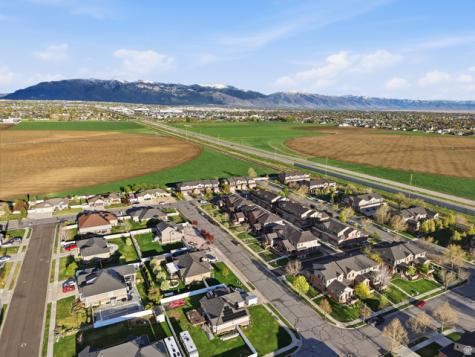 2809 W 100 S West Point UT 84015