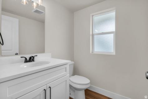 576 W Seventh Midvale UT 84047