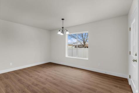 576 W Seventh Midvale UT 84047