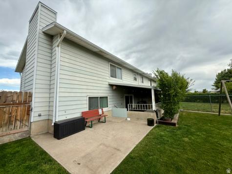 4616 S 3900 W Roy UT 84067