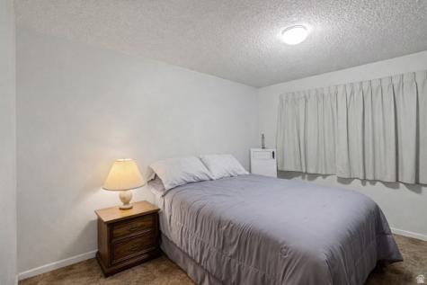 52 W 1425 N Sunset UT 84015