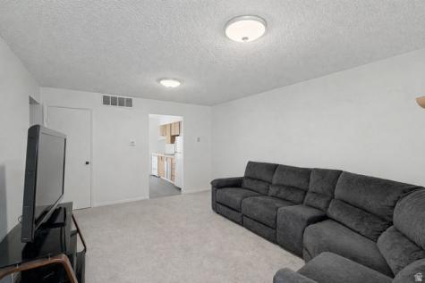52 W 1425 N Sunset UT 84015