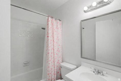 52 W 1425 N Sunset UT 84015