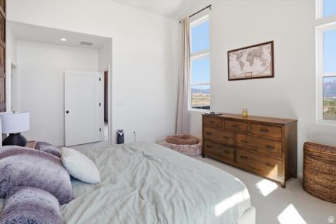 6962 W Terraine Road S West Jordan UT 84081