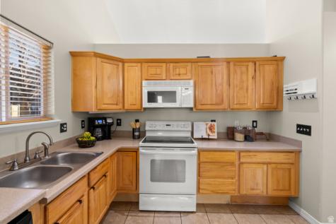 214 W Crescent View Lane N Tooele UT 84074
