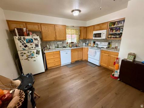 54 W 250 N Clearfield UT 84015