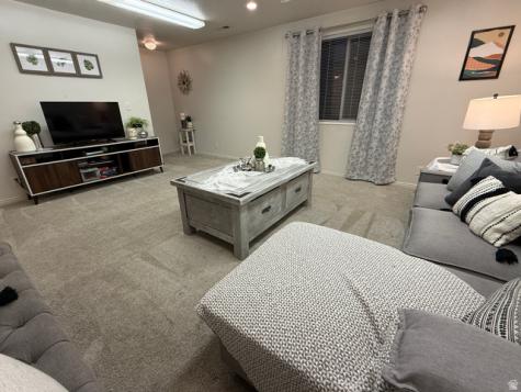 1347 S 1370 E Provo UT 84606