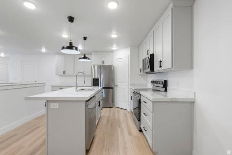 1636 N 160 E Orem UT 84057