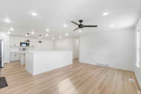 1636 N 160 E Orem UT 84057